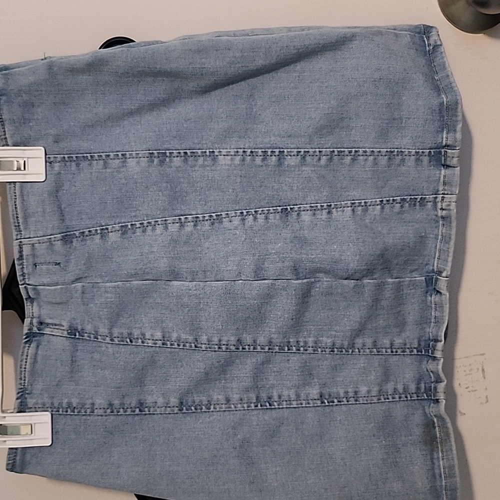 Women's size 2 We the Free mini skirt EUC - Picture 4 of 6